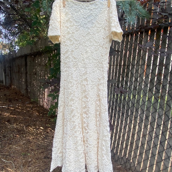 🤍 Cream Lace Dress – Intersection – Size Small – $22 - Picture 4 of 6